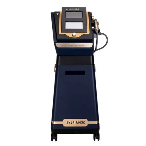 סילפרםX - לי דניאלס